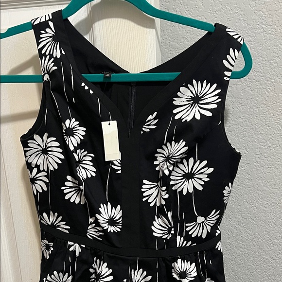 Talbots Black and White Floral Midi Dress - Picture 2 of 3